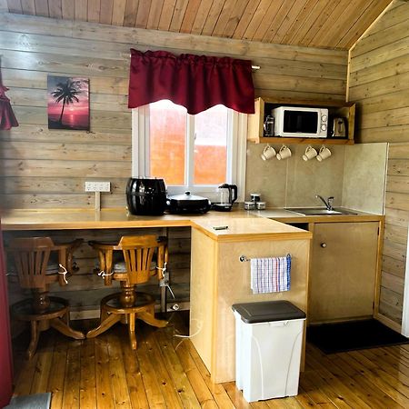 Red Hibiscus Villas Rarotonga Zewnętrze zdjęcie
