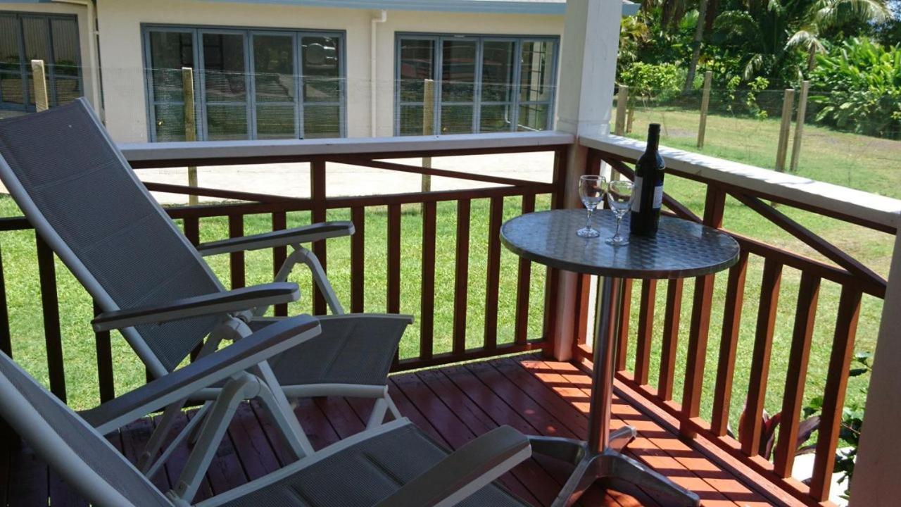 Red Hibiscus Villas Rarotonga Zewnętrze zdjęcie