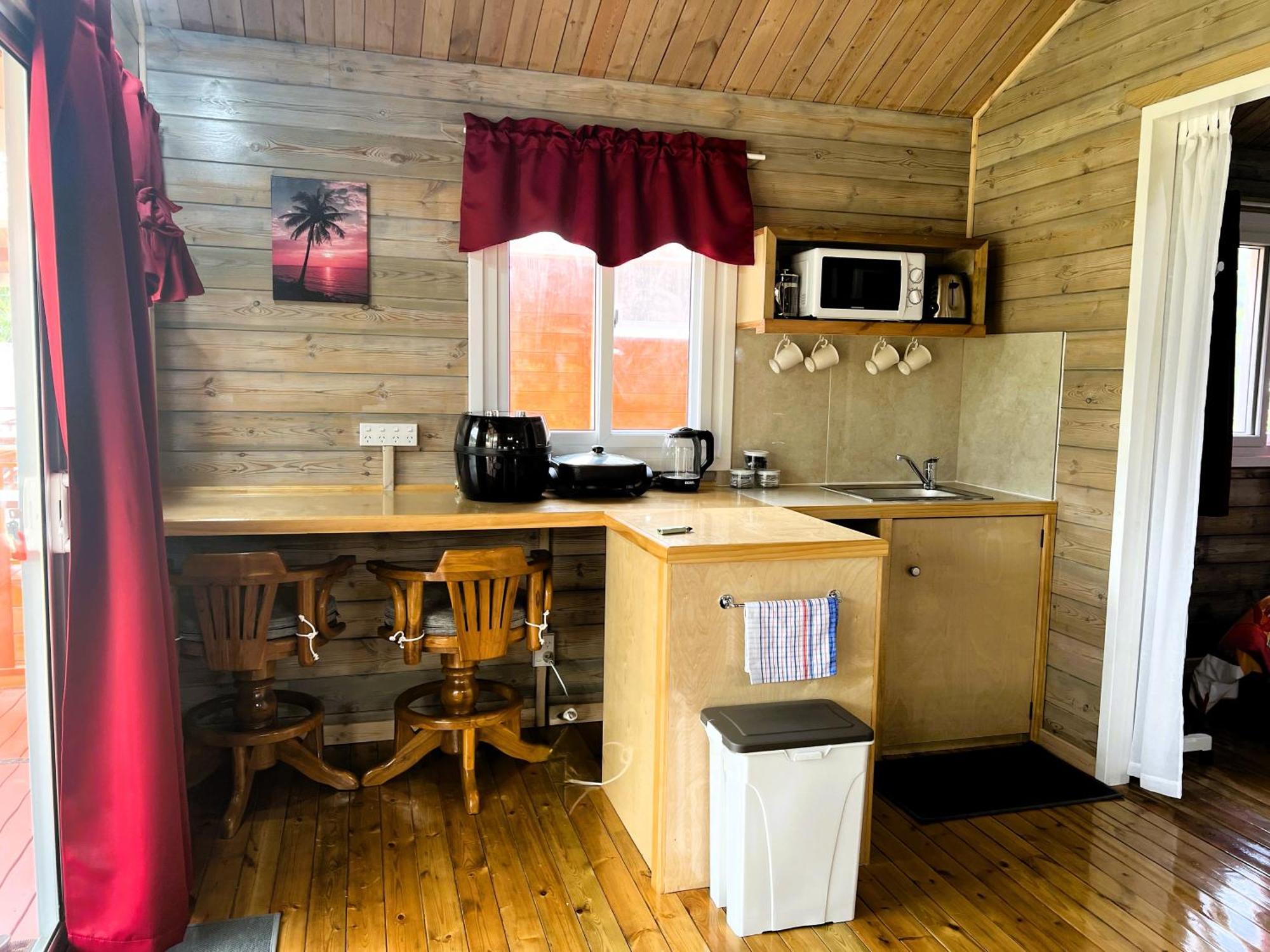 Red Hibiscus Villas Rarotonga Zewnętrze zdjęcie