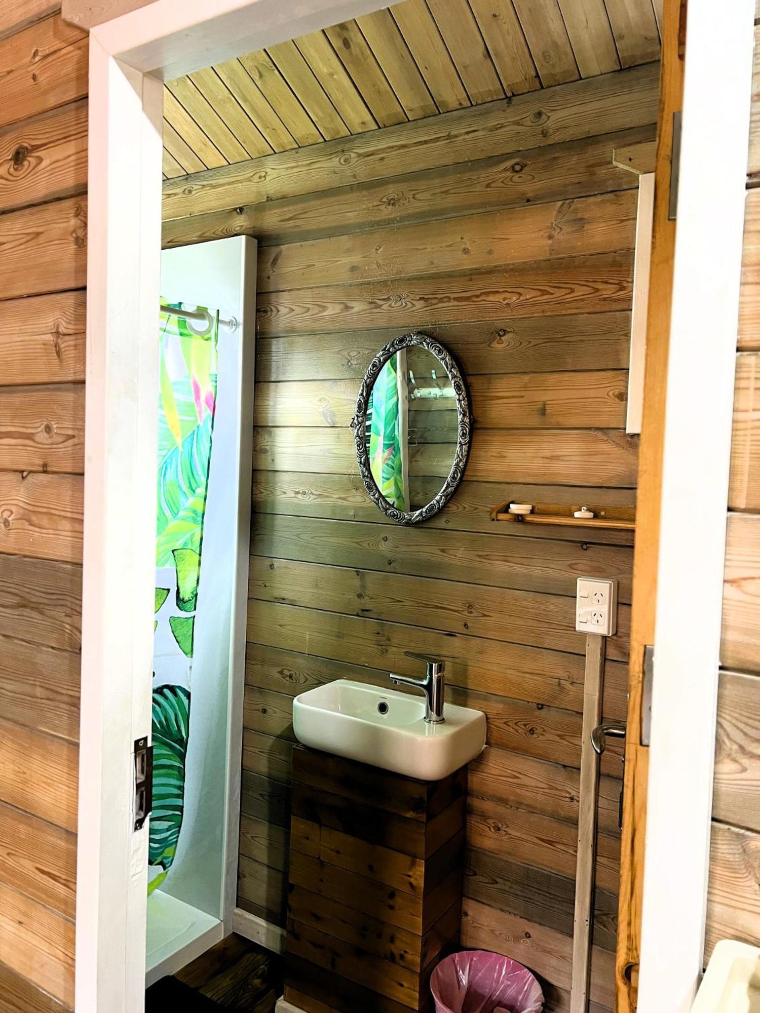 Red Hibiscus Villas Rarotonga Zewnętrze zdjęcie